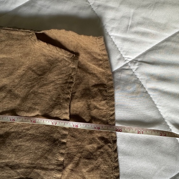 ~ Mod Ref Dawn Linen Button Down Shirt in Tan Small~ - Picture 7 of 9